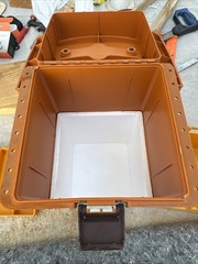 Fenwick Sport Seat 9050 Cooler Tacklebox Seat Combo *CLEAN unused