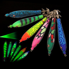 80mm Squid Bait Jig Hook Noctilucent Luminous Effect Horizontal Shrimp Design