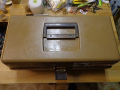 Adventurer 1735 Tackle Box lure hanging racks See Pictures
