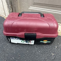 Flambeau Outdoors Classic Series 2 Tray Dividers FISHING Tackle Box W1627 Maroon