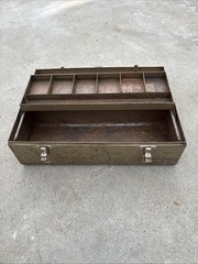 VINTAGE PARK CANTILEVER METAL TOOL BOX 20” X 7-¼” X 6-¾” MADE IN U.S.A