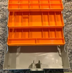 Rebel 600 Hard Plastic 3 Tray Fishing Tackle Box Vintage Rare Beige Orange Trays