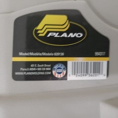 Plano #6201 One-Tray Tackle Box Bait Storage On Sides Extending Tray