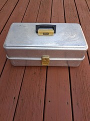 Vintage Umco Model 204-A, 3-Tier Hammered Aluminum Tackle Box