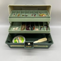 Vtg Sportfisher 450 Tackle Box With Cabela’s Spinner Lures And Soft Bates