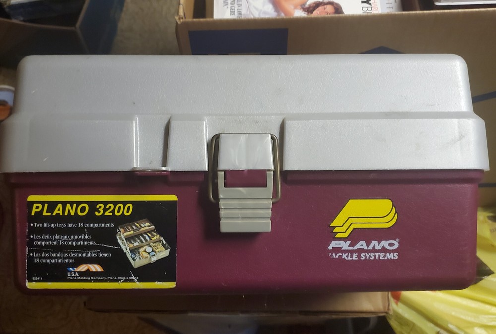PLANO 3200 TACKLE BOX RED AND GRAY