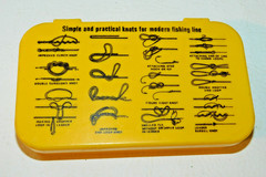 Vintage Yellow 4 Compartment Plastic Tackle Box w/Fishing Knot Reference on Lid