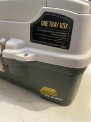 Plano 6201 One-Tray Tackle Box, Bait Storage, Extending Cantilever-tray Design