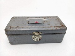 Vintage Sport King Tackle Box 12x7x5 Inches 1 Tier