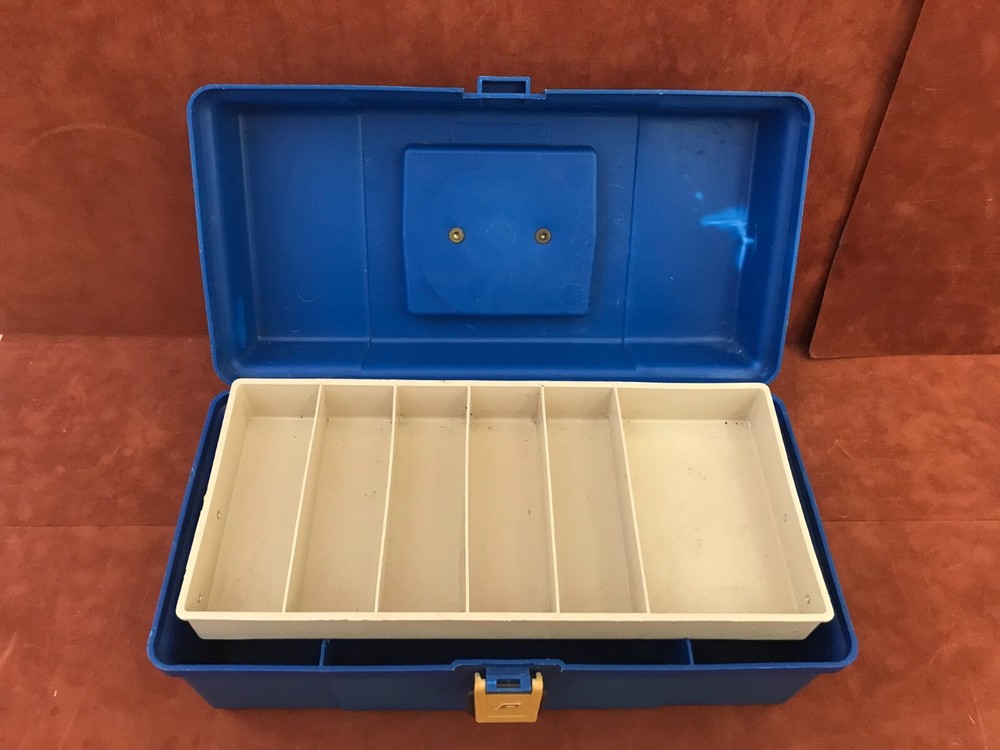 Vintage PLANO Model 5410 Blue Fishing Tackle Box w/Lift Up Tray & 6 Compartments