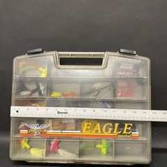 VINTAGE FENWICK EAGLE SATCHEL TACKLE BOX LAKE Lures Accessories Lot #4
