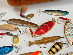 Vintage Mini Magnum 3213 Tackle Box 2 Sided Pocket Pak By Plano With 24 Spoons