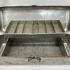 Aluminum Tier Tackle Box 5″x7″x18″ In Fair Condition. See description A