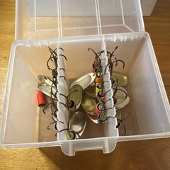 Plano Stow Away 3503 With 17 Vintage #5 & 6 Blue Fox Spinners. Great Setup