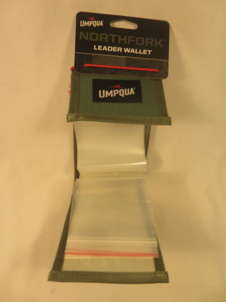 Umpqua Leader Wallet, With 10 Sleeves, New! #6999-2