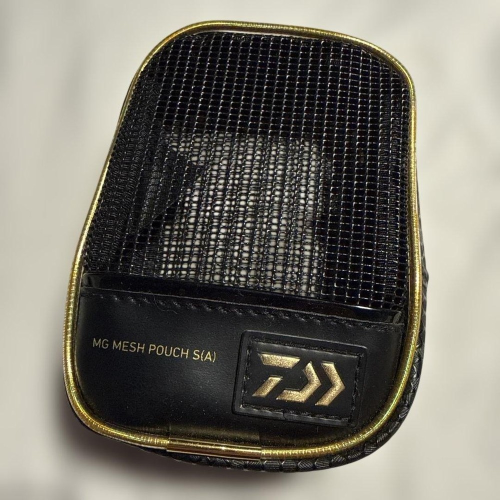 DAIWA MG MESH POUCH S(A) Black Gold Japan