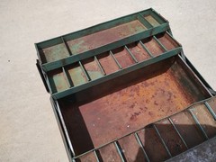 Antique Grip Loc Walton Products Metal Tackle Box