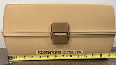 Vintage Adventurer Ultralite 1423 Tackle Box – 3-Tier Tray Organizer Classic Tan