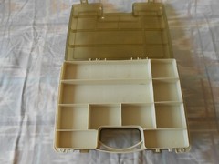 L@@K! South Bend Portable Fly Fishing Double Sided Tackle Box for Lures & Flies