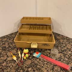 Vintage Old Pal Fishing Tackle Box Model 1050 Tan 2 Tray Plus Wooden Bobbers