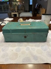 Vintage Liberty Steel Chest Corp. Metal Tackle Box Rochester NY USA Green/Teal