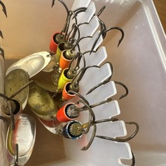 Plano Stow Away 3503 With 17 Vintage #5 & 6 Blue Fox Spinners. Great Setup