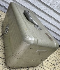 VTG Simonsen Chicago 51 Deep Drawn Air Flo Green Metal Fisherman Tackle Tool Box