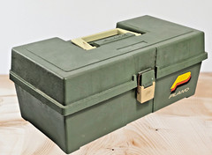 Vintage Plano Green Tackle Box 12″ X 7″ 1 tray/6 Compartments Fold Handle