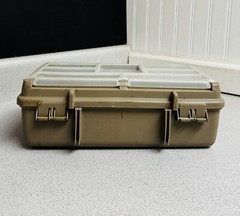 Lid Locker Fishing Tackle Box Tiered With Dividers And Handle Vintage