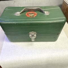 Simonsen Streamline Green Metal Hard Case Tackle Box, Vintage, 2 Pockets
