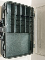 Plano Boatbox Tournament Series Tackle Box 2 Compartments Sparkly Dark Green