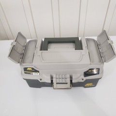 Plano #6201 One-Tray Tackle Box Bait Storage On Sides Extending Tray