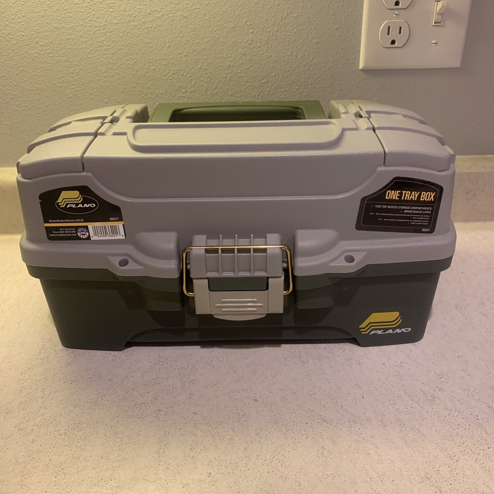 Plano 6201 One-Tray Tackle Box, Bait Storage, Extending Cantilever-tray Design