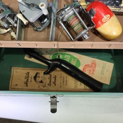 VINTAGE METAL GREEN FISHING TACKLE BOX Tray USA has patina rust