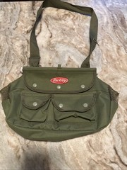 Berkley Fishing Tackle Bag Shoulder Carry Utility Gear Bag Green Multi Pocket
