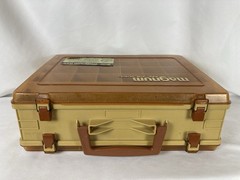Plano Magnum 1152 Vintage Fishing Tackle Box 52 Pockets w Movable Dividers Amber