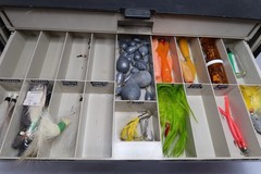 Vintage 747 Tackle Box Loaded Saltwater Lures Bucktails Hopkins Feathertails