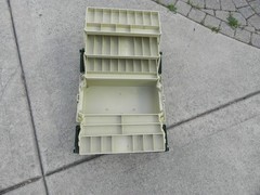 Vintage Plano 8606 Tackle Box