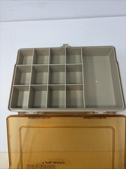 Vintage MAGNUM By PLANO 1126 Double Sided Fishing Tackle Box – W/ Lures – USA