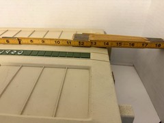 VTG Plano Fishing Tackle Box Model 767 Beige Green Handle Folding 15X12X5 USA