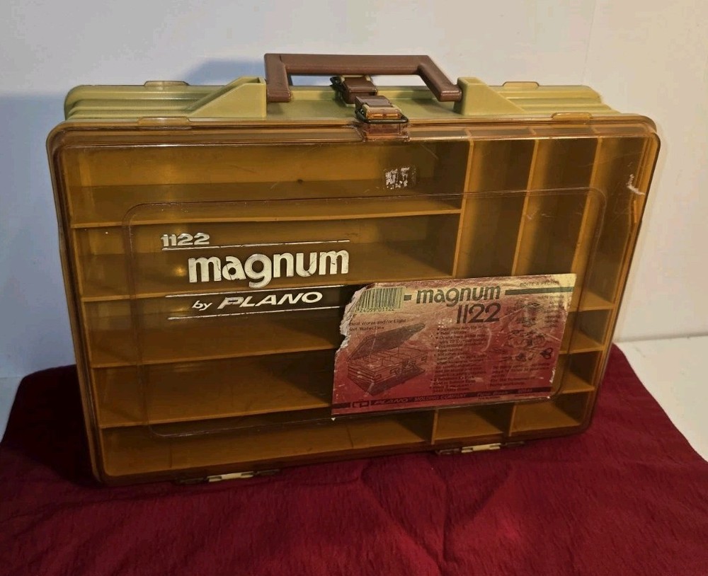 Plano 1122 Magnum Tackle Box