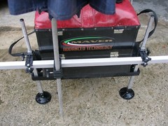 FISHING SLIDING BRACKET FITS 25mm SQUARE BAR PLUS ANY LEGS ETC UP TO TO 21mm