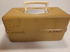 Vintage Old Pal Hard Plastic Fishing Tackle Box
