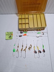 Plano 3215 Mini-Magnum SideKick Fishing Tackle Box W/Hildebrandt & Erie Spinners