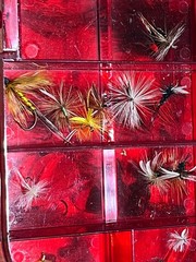 Vintage Old Pal fishing tackle box with vintage fly fishing lures (27098)
