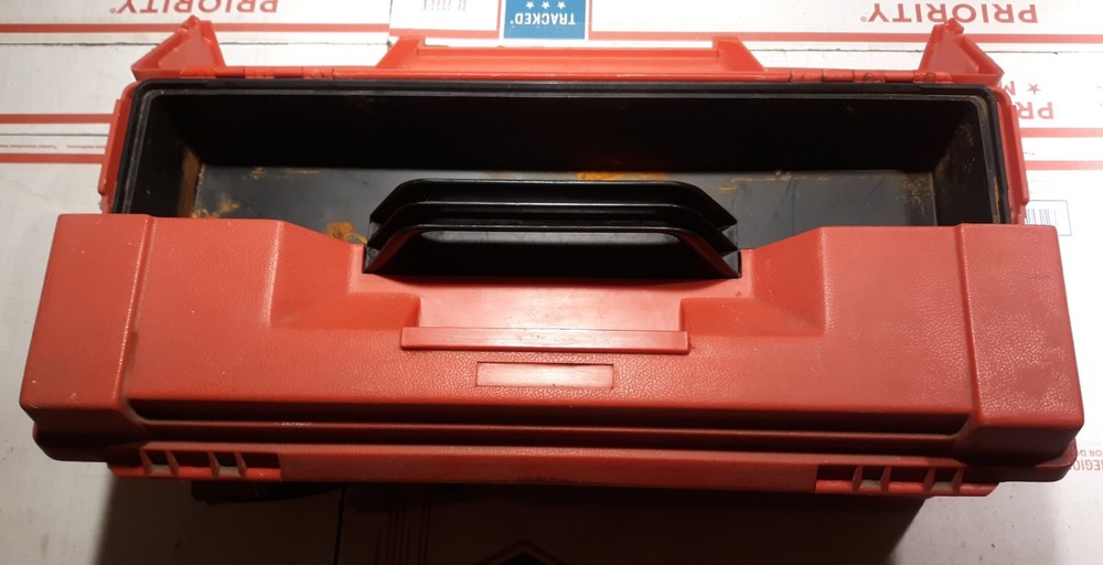 TB10) Vintage Plano TNT 611 Tackle / Tool Box with Tray.
