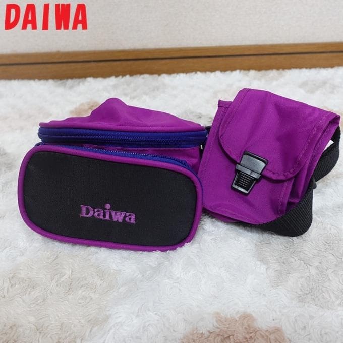 Excellent condition DAIWA Fishing W Pouch Black Pink Purple Japan