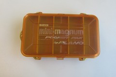 Plano 3213 Mini-Magnum Pocket Pak Tackle Box VG Condition