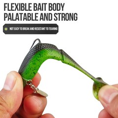 Soft Fishing Lure Set Black,White,Green,Pink,Red 6PCS