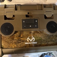 Realtree Tool Box built in Bluetooth Speaker